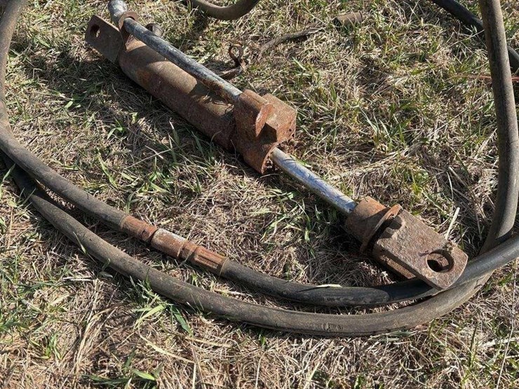 hydraulic-cylinder-image-3