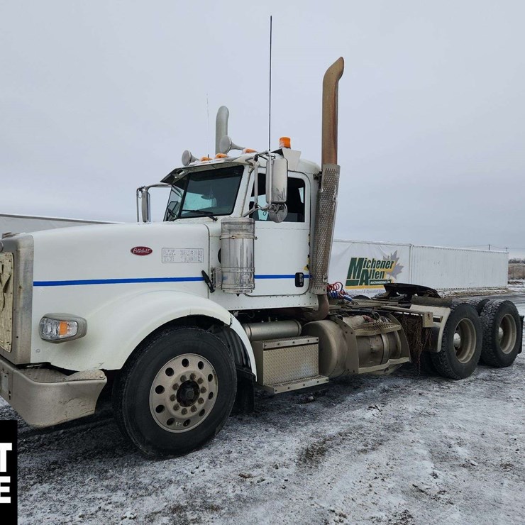2015 PETERBILT 367