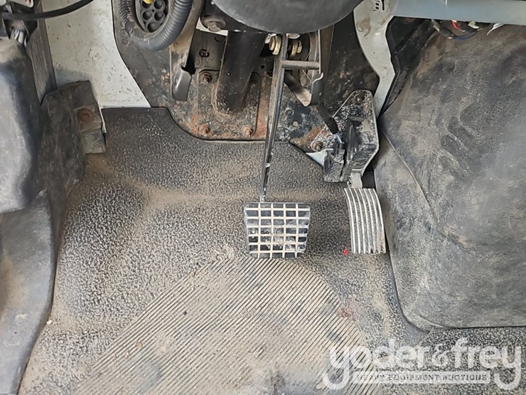 2005-international-durastar-4300-image-35