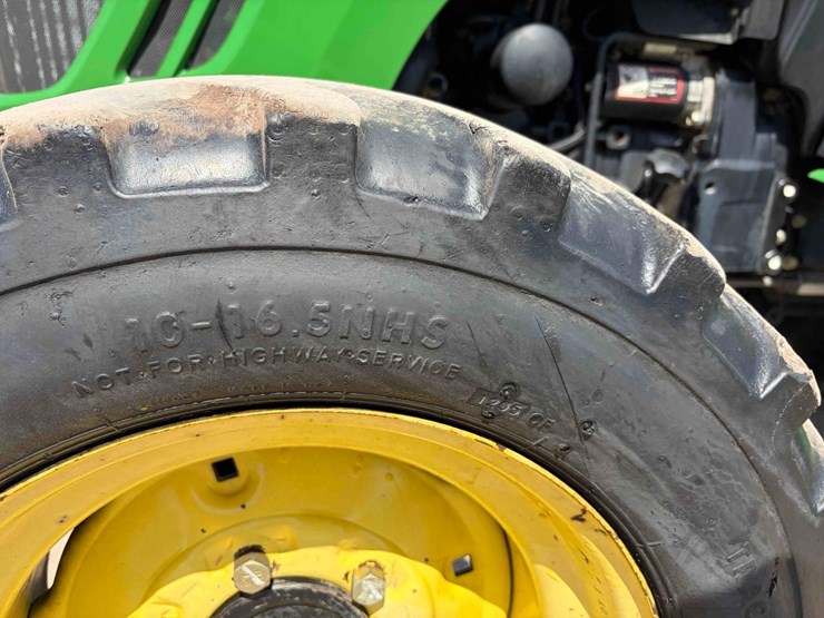 john-deere-4720-image-6