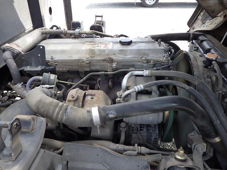 2007-isuzu-nqr-image-13