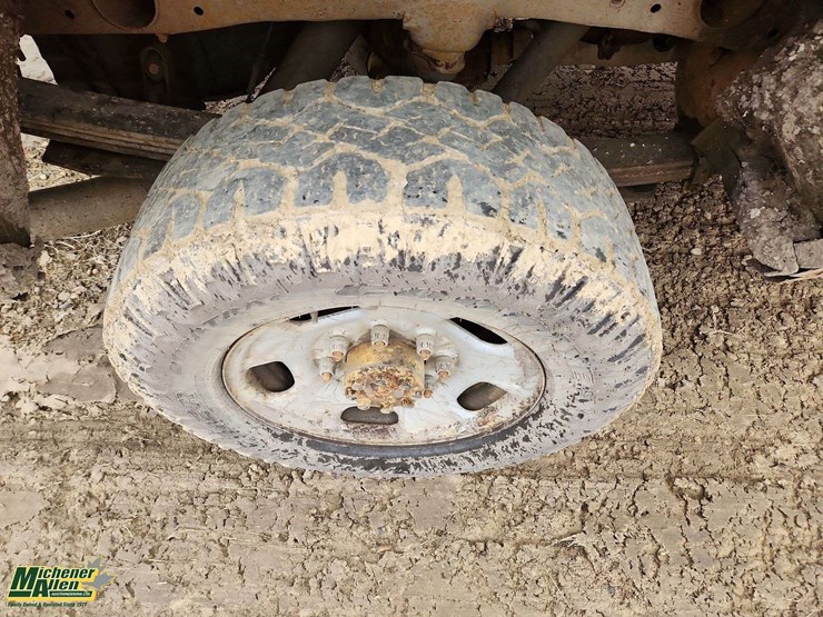 2019-chevrolet-silverado-2500hd-image-8