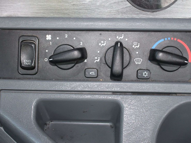 2018-freightliner-semi-3alxa7007jdjt5039-mileage:-does-not-run-image-48