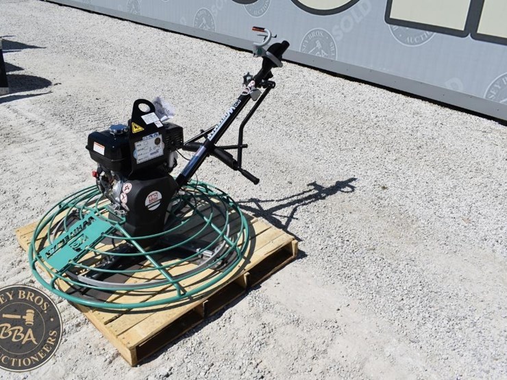 whiteman-48-inch-walk-behind-trowel-42830-image-3