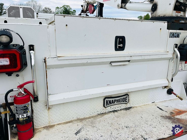 2018-ford-f550-image-27