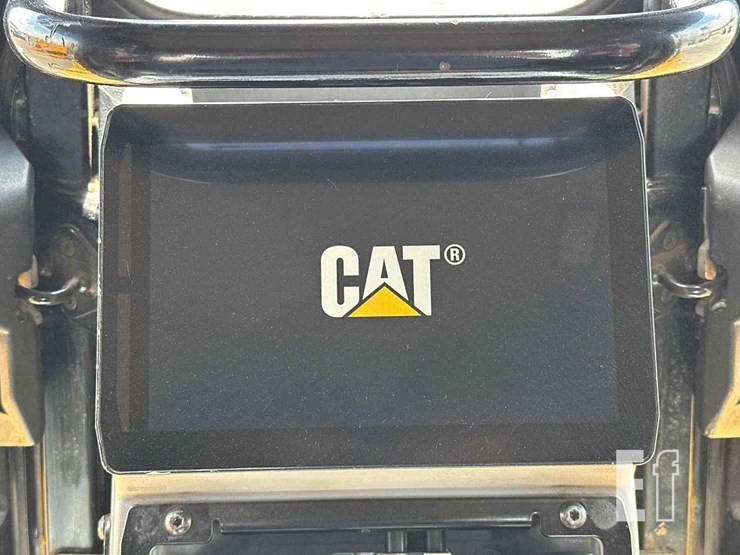 2020-caterpillar-d6-xe-lgp-image-20