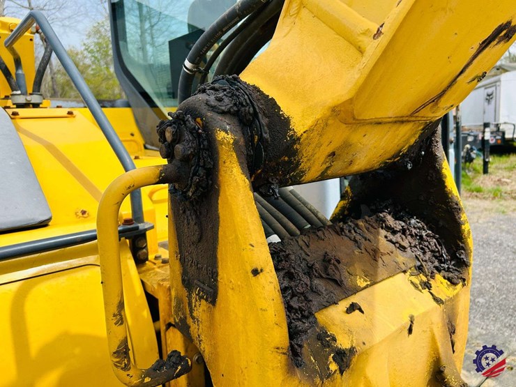 2008-komatsu-pc78mr-6-image-30