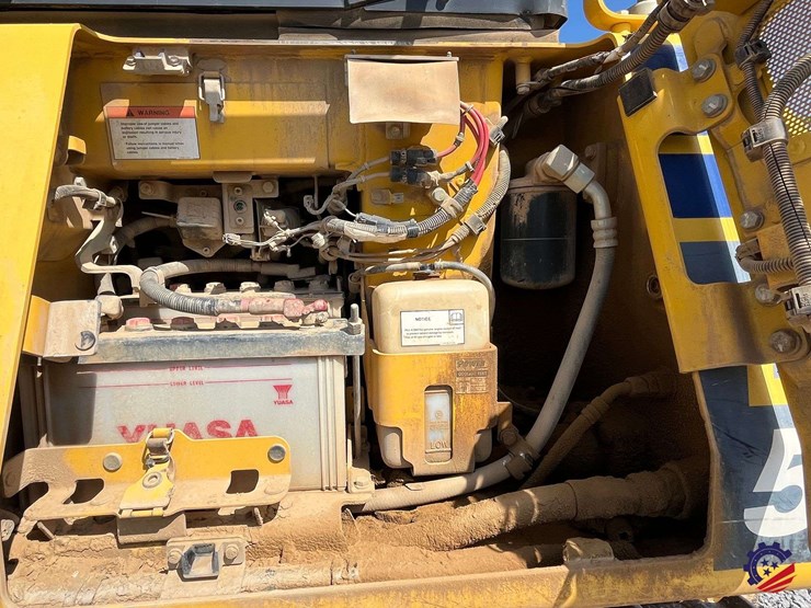 2018-komatsu-d51exi-24-image-34