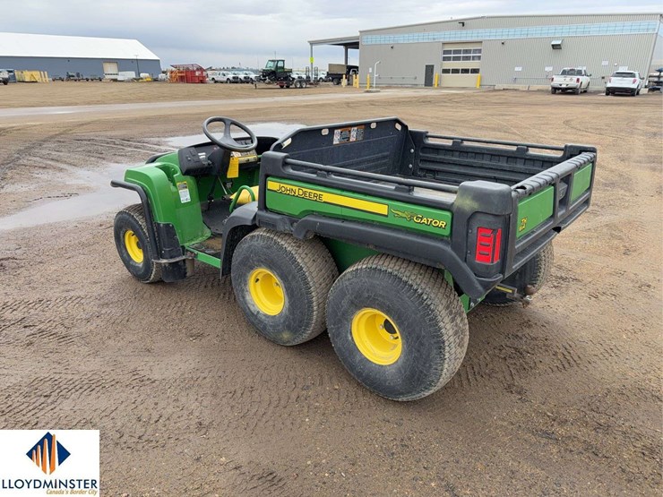 2012-john-deere-gator-th-image-2