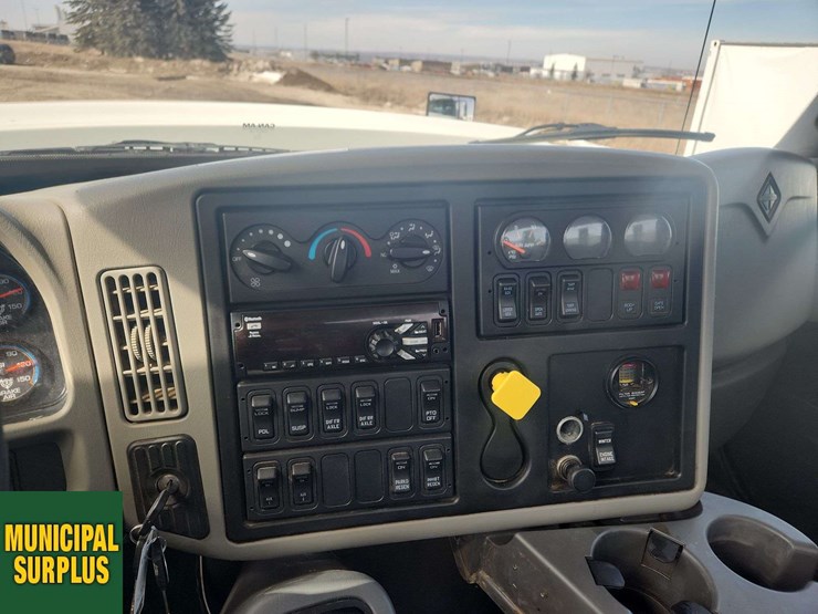 2018-international-workstar-7400-image-13