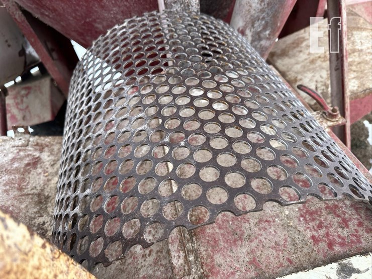 international-1150-image-10