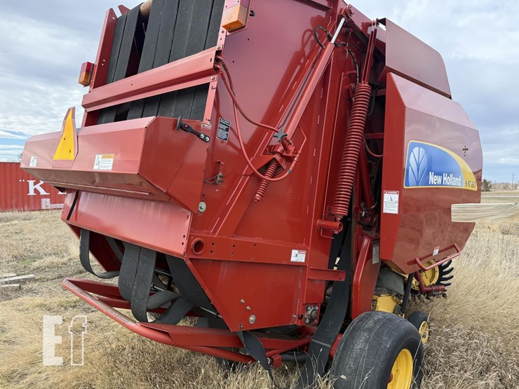 new-holland-br7090-image-1