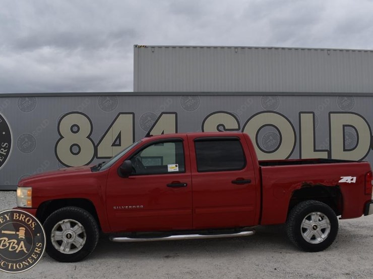 2009-chevrolet-silverado-1500-lt-image-4