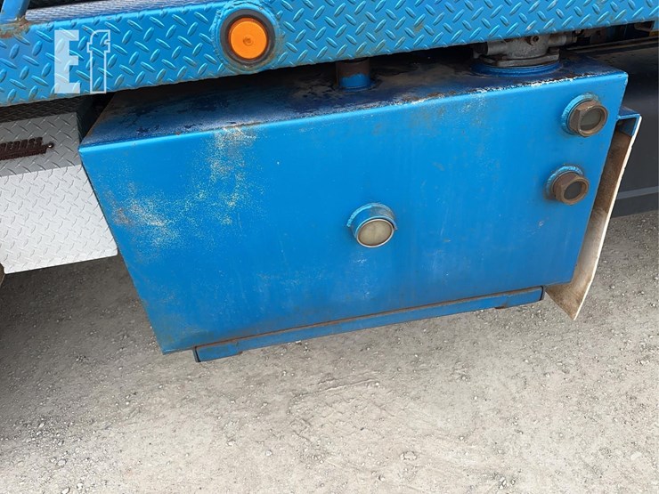 1998-kenworth-t800-image-19