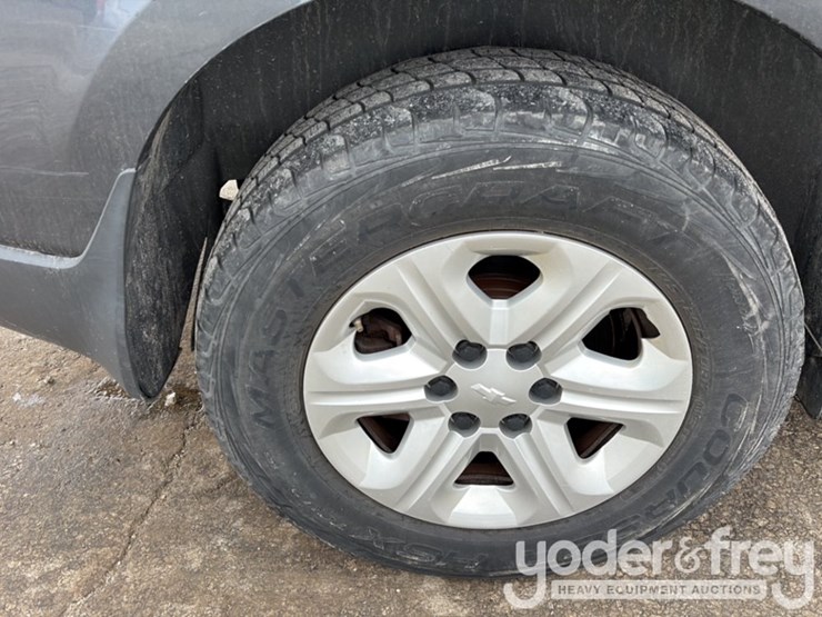 2014-chevrolet-traverse-image-14