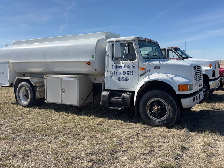 1997-international-4700-image-3