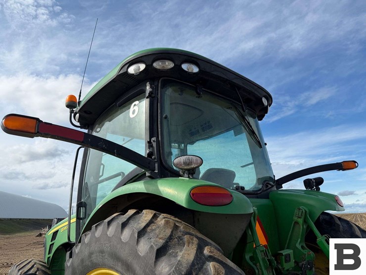 2014-john-deere-8295r-image-24