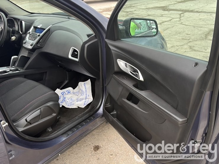 2014-chevrolet-equinox-image-25