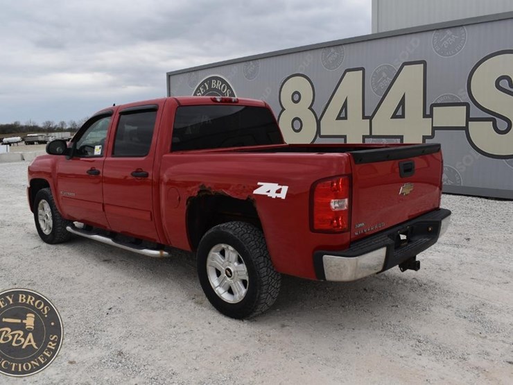 2009-chevrolet-silverado-1500-lt-image-5