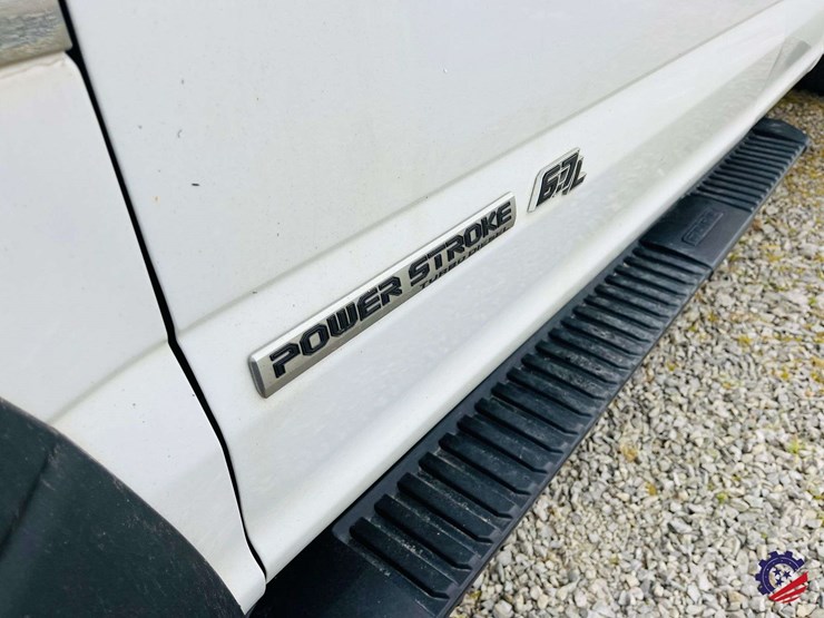 2018-ford-f550-image-12