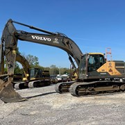 2017 VOLVO EC300EL
