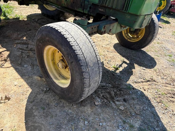 john-deere-2840-image-6