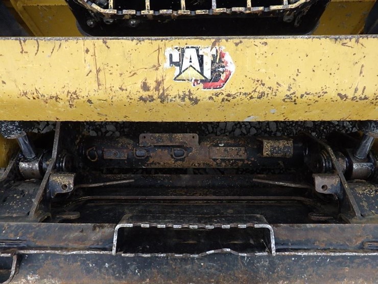 2020-caterpillar-226d3-image-17