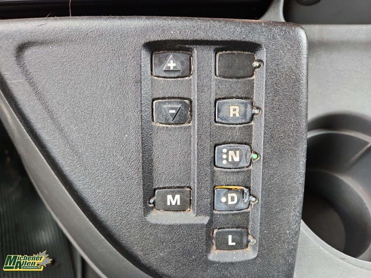 2014-international-prostar-image-9