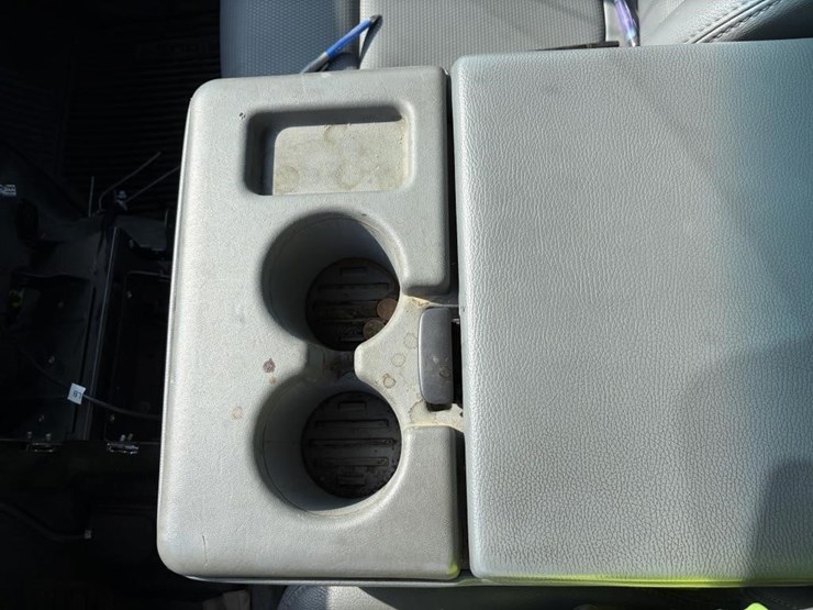 2011-ford-f250-image-18