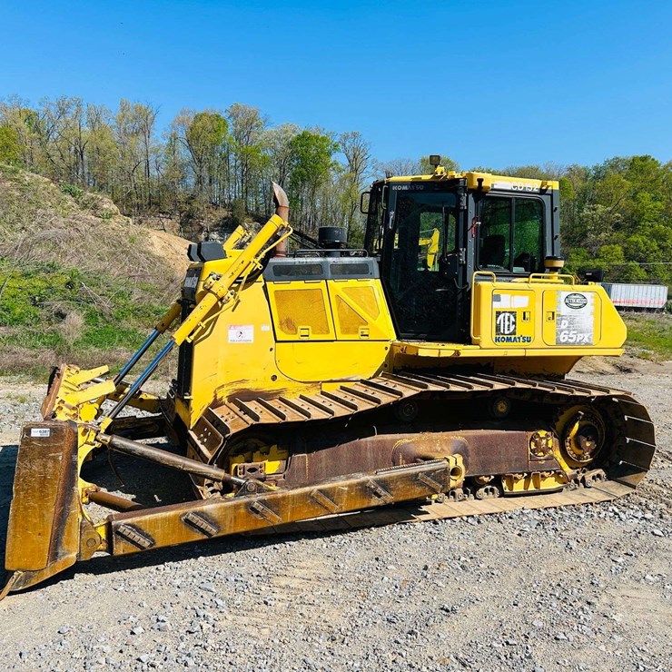 2016 KOMATSU D65PX-18