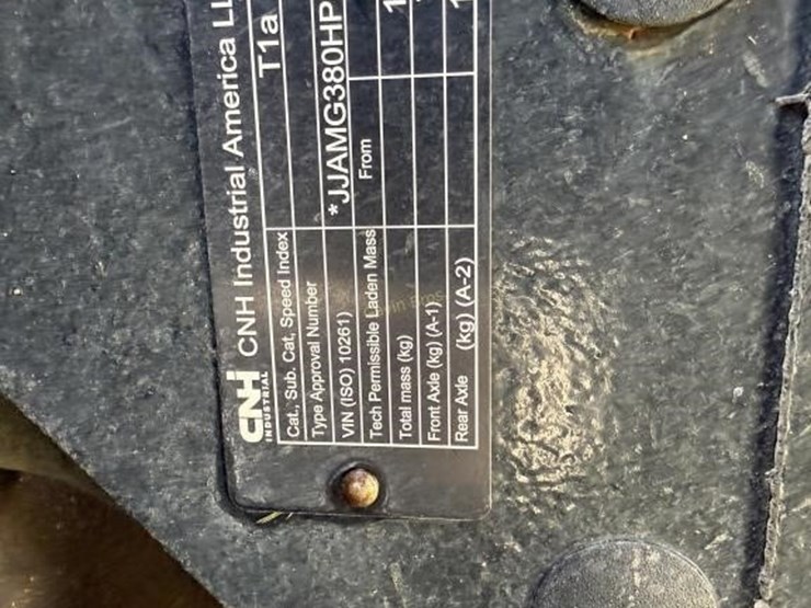 2023-case-ih-380-image-32