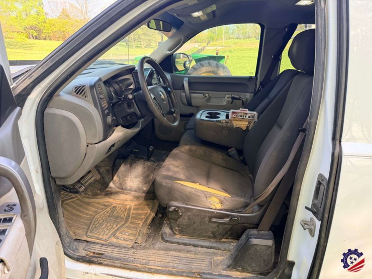 2012-chevrolet-silverado-2500hd-image-20