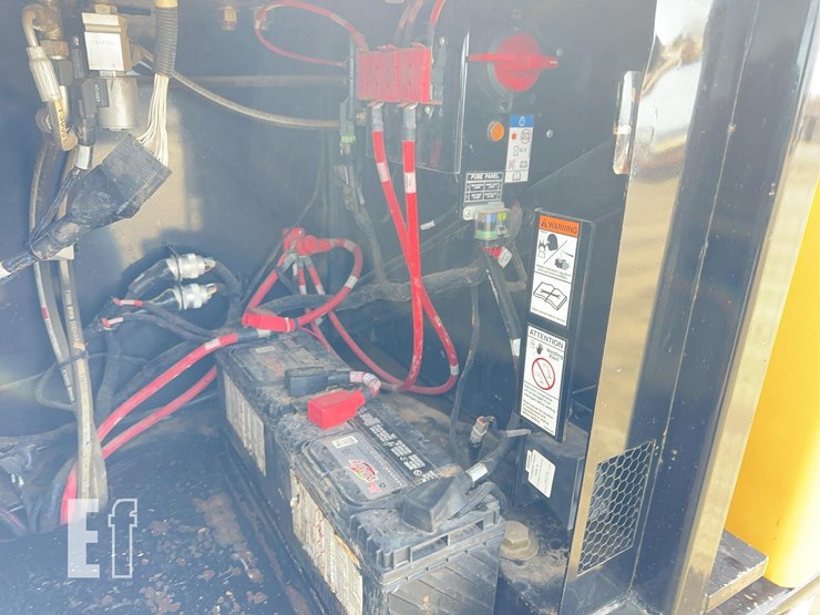 2017-vermeer-navigator-d100x140-series-iii-image-11