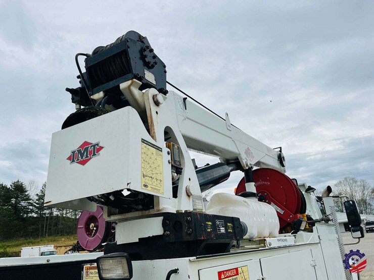 2015-international-durastar-4300-image-37