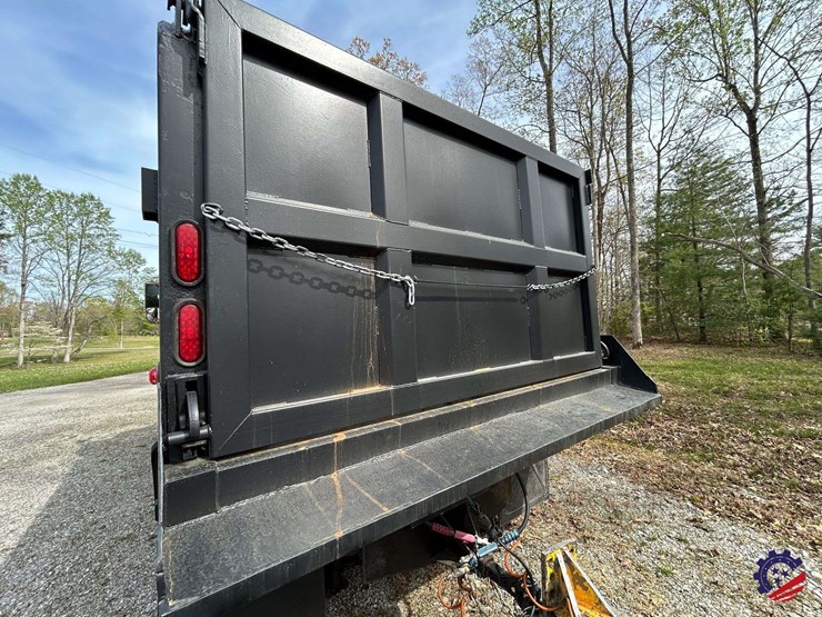 2005-kenworth-t300-image-42