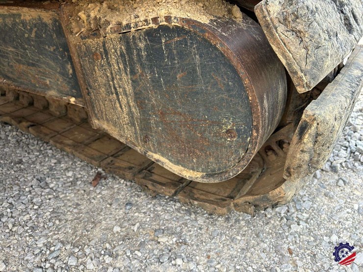 2009-komatsu-pc88mr-8-image-28