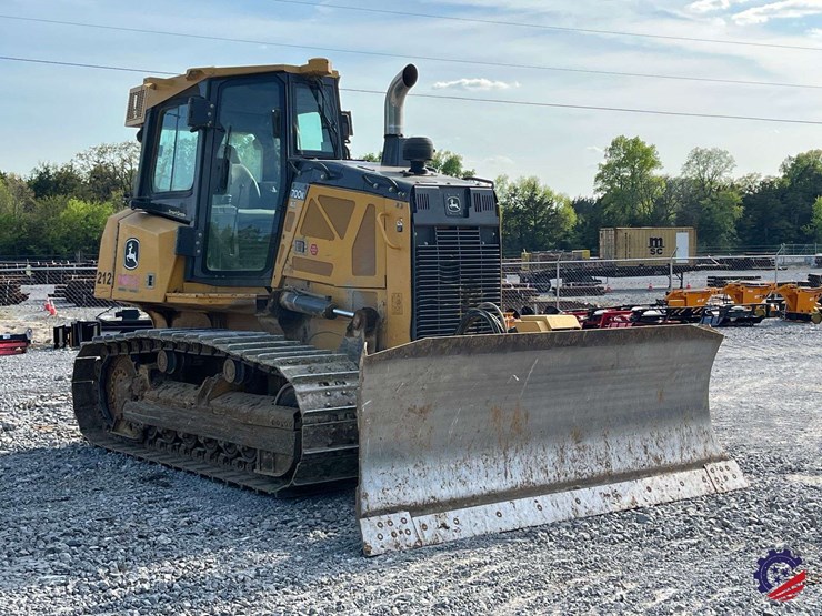 2018-deere-700k-xlt-image-21