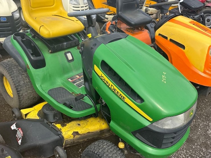 john-deere-la145-image-1