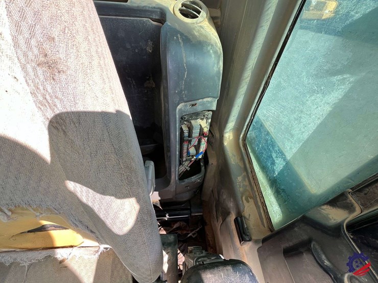 2006-caterpillar-345cl-image-90