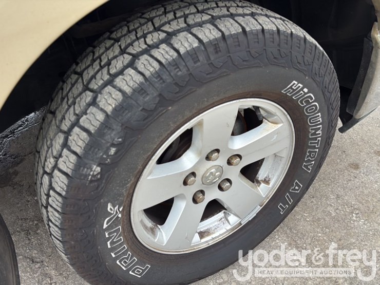 2011-dodge-ram-1500-image-26