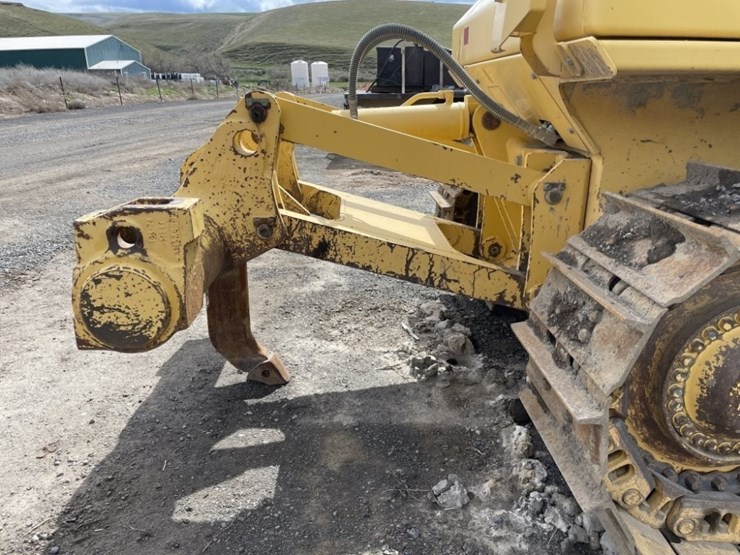 2013-komatsu-d65ex-17-image-22