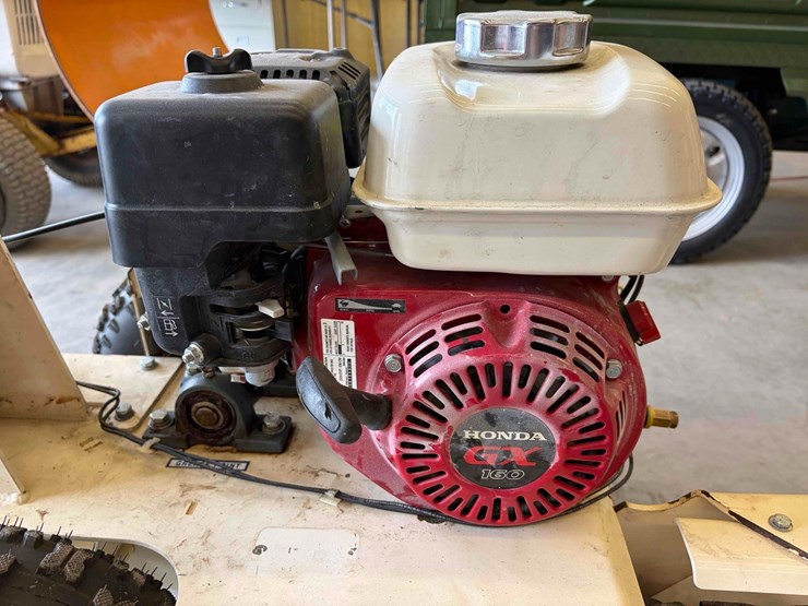 edco-gas-trencher-image-10