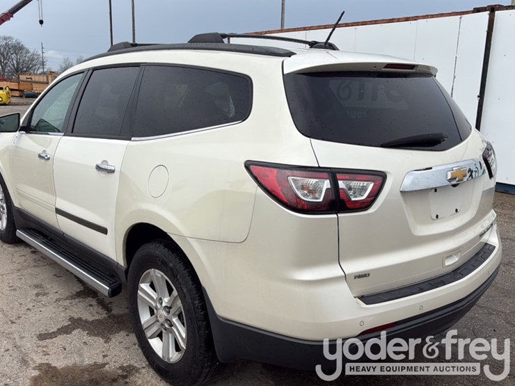 2013-chevrolet-traverse-image-14