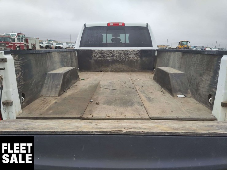 2018-dodge-2500-image-15