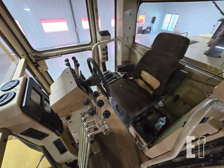 2005-caterpillar-140h-image-15