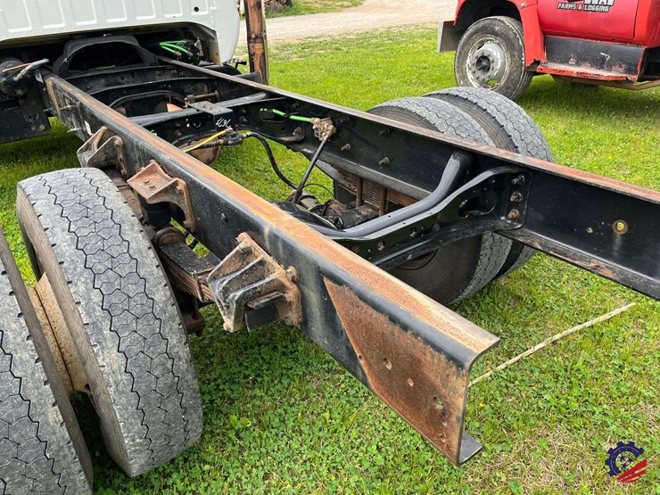 2006-ford-f750-image-14