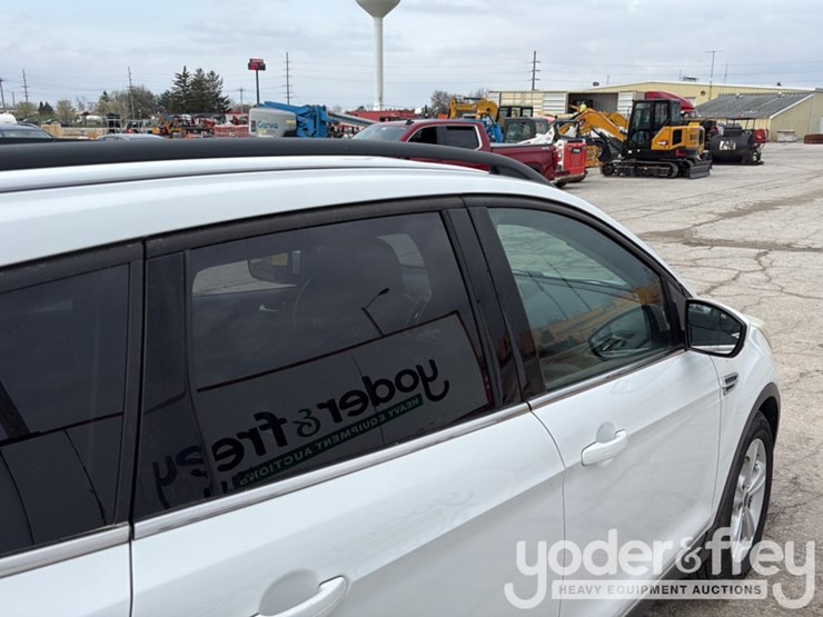 2014-ford-escape-image-22