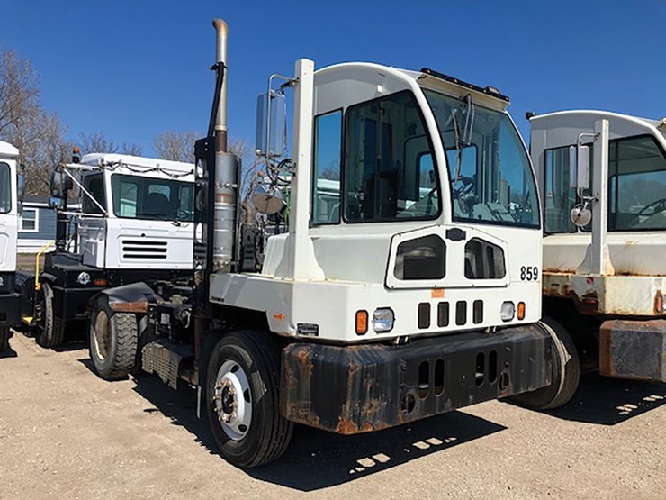 2016-autocar-xspotter-image-1