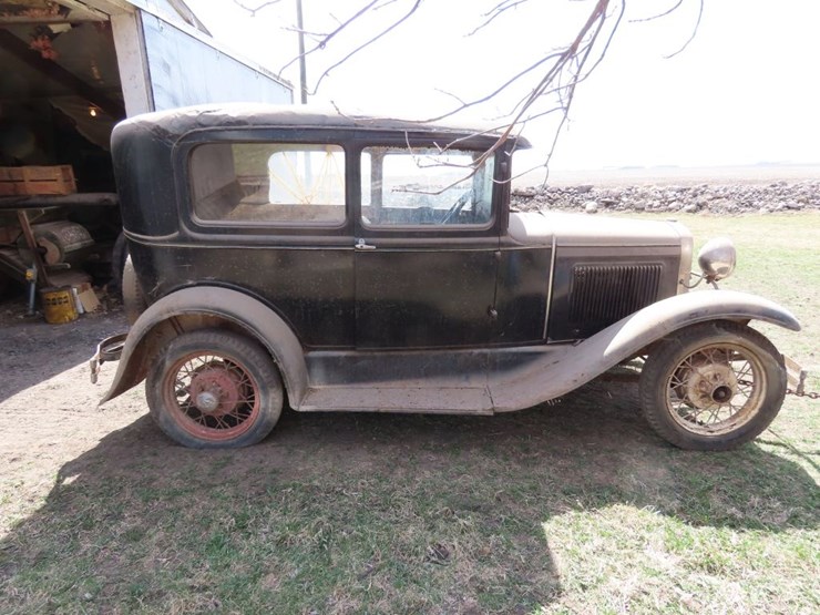 1930-ford-2dr-sedan-image-5