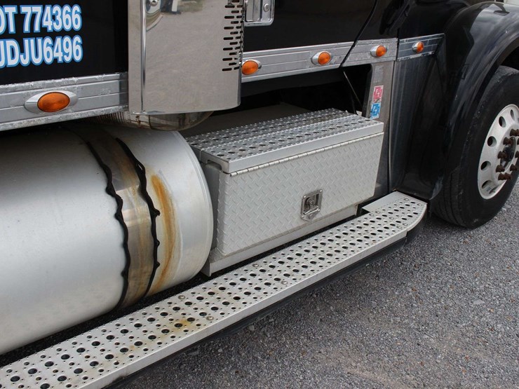 2018-freightliner-glider-3alxfbcg6jdju6496-mileage:-841274-image-9